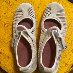 MERRELL MESH MARY JANES